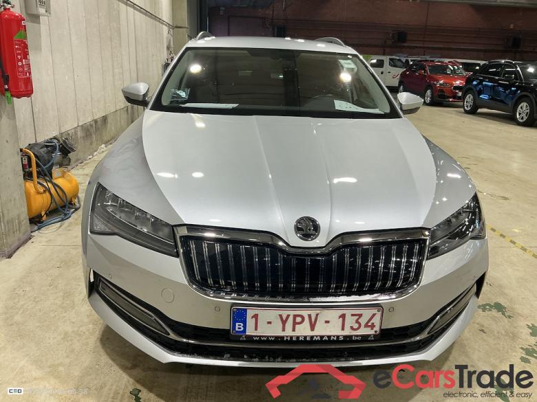 SKODA SUPERB COMBI - 2019 1.4 TSI PHEV Ambition DSG #2