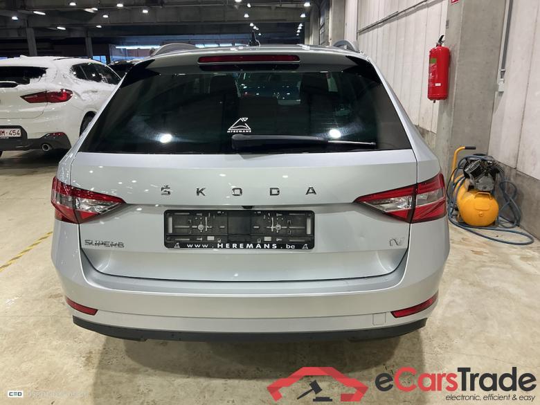 SKODA SUPERB COMBI - 2019 1.4 TSI PHEV Ambition DSG #5
