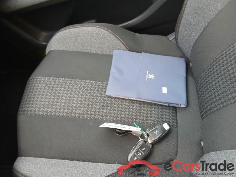 PEUGEOT 3008 / 2020 / 5P / todoterreno 1.2 PureTech 96KW S&S Active Pack #5