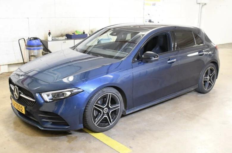 Mercedes-Benz A 200d AMG Night Aut. Pano LED-Multibeam Widescreen Ambient Burmester Navi 1/2 Sport-Leather-Alcantara KeylessGo Camera Klima PDC ... #1
