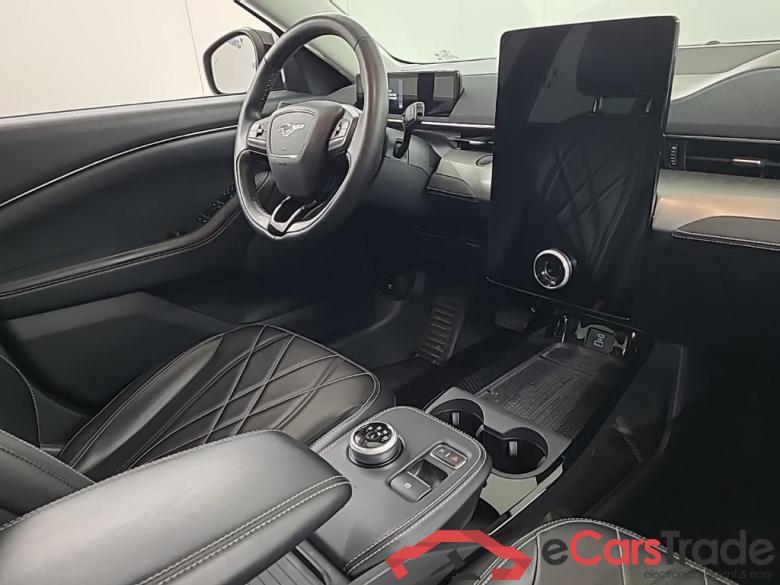 FORD Mustang Mach-E 98kWh Extended Range RWD auto 5D 210kW #6