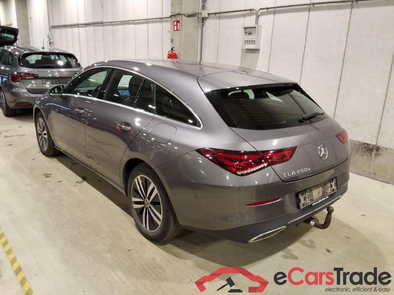 MERCEDES-BENZ CLA - Klasse 1.3 CLA 250 E BUSINESS SOLUTION DCT #2