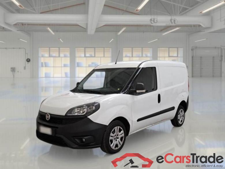FIAT DOBLÒ CARGO / 2014 / 4P / VETT. FURGONATA CH1 LOUNGE 1.6 MJET 105CV E6D-F SeS