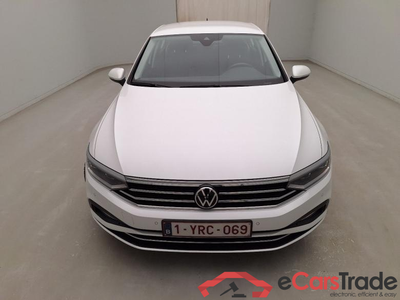 VW, Passat Variant FL'19, Volkswagen Passat Variant 2.0 TDI 90kW DSG Style B