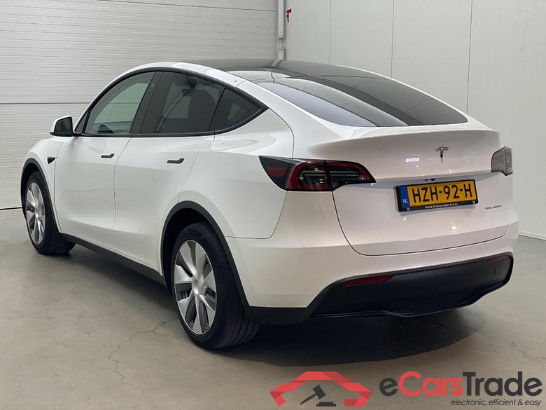Tesla Model Y Long Range AWD 75 kWh #3