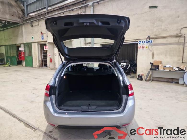 PEUGEOT 308 / 2017 / 5P / STATION WAGON SW ACTIVE BUSINESS BLUEHDI 130 SeS #5