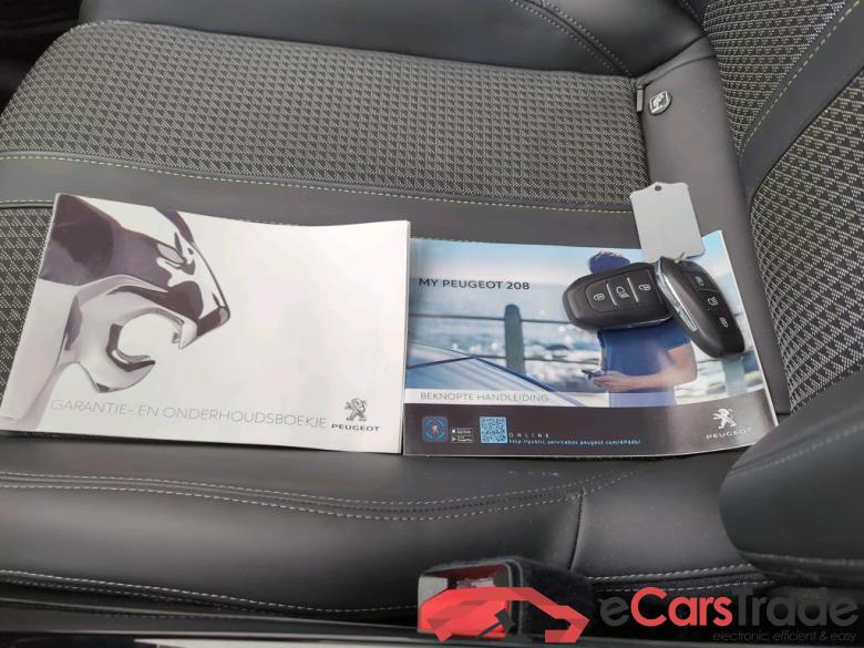 Peugeot 208 GT-Line 1.2 PureTech 100 EAT8 5d #4
