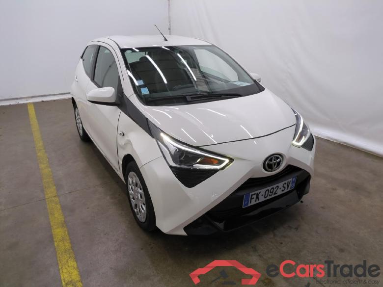 TOYOTA Aygo / 2018 / 5P / Berline 1.0 VVT-i x-play x-app #2