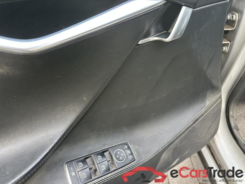 TESLA Model S Model S 90 kWh Dual Motor #4
