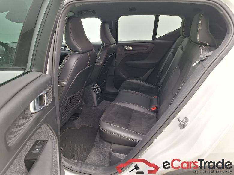 Volvo, XC40 '17 PHEV, Volvo XC40 T4 Recharge Geartronic R-Design 5d #4