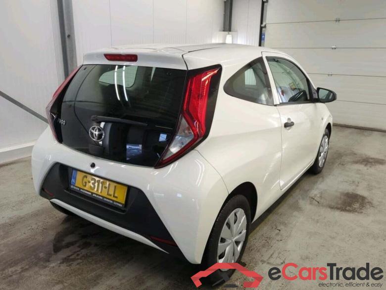 TOYOTA Aygo 1.0 VVT-i x-fun #2