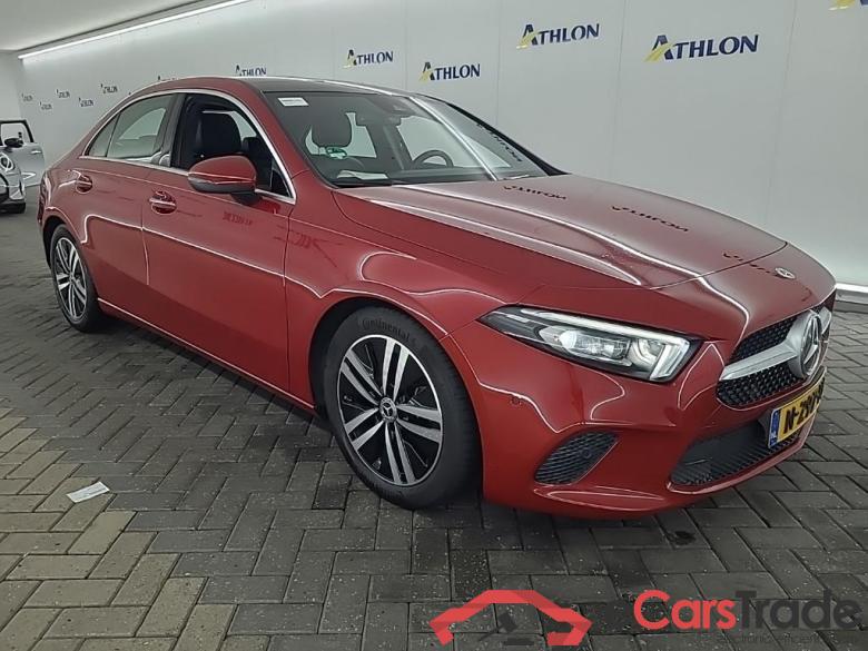 MERCEDES-BENZ A-Klasse Limousine A 200 7G-DCT Business Solution Luxury 4D 120kW #2