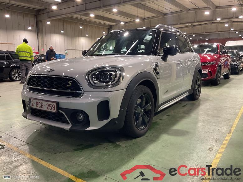 MINI COUNTRYMAN 1.5 COOPER S E 4WD AUTO #1