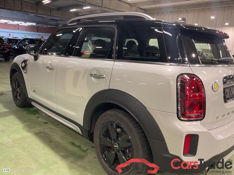 MINI COUNTRYMAN 1.5 COOPER S E 4WD AUTO #3