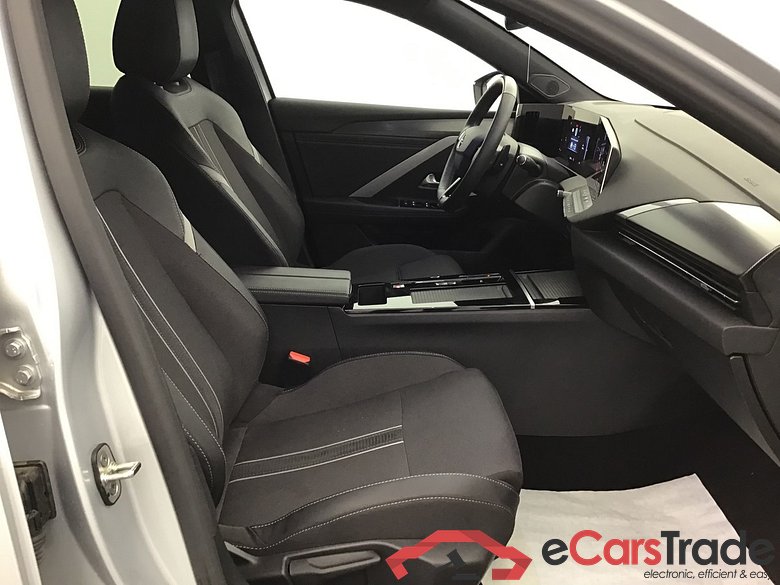 Opel Astra GS 1.2 GASOLINE 130hp #6