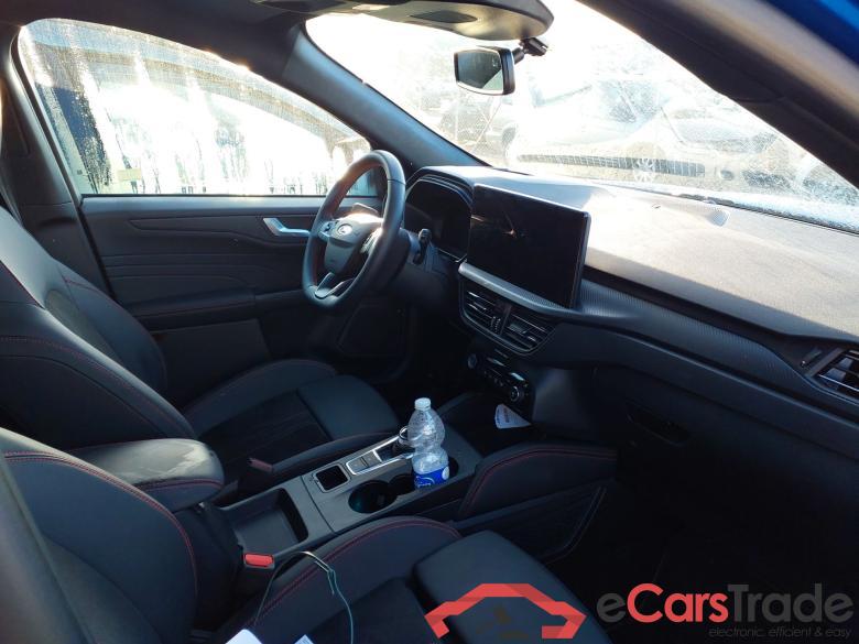 FORD Kuga 2.5 243CV Automático    ST-LINE X #3