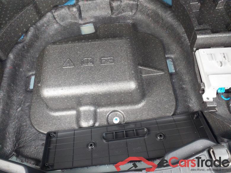 FORD Kuga 2.5 243CV Automático    ST-LINE X #6