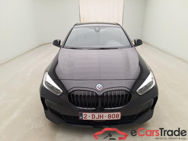 BMW, 1-serie '19, BMW 1 Reeks Hatch 116dA (85 kW) 5d