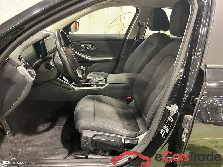 BMW 318d Touring LED-Xenon LC-Pro Navi-Pro KeylessGo Klima Camera PDC ... #6