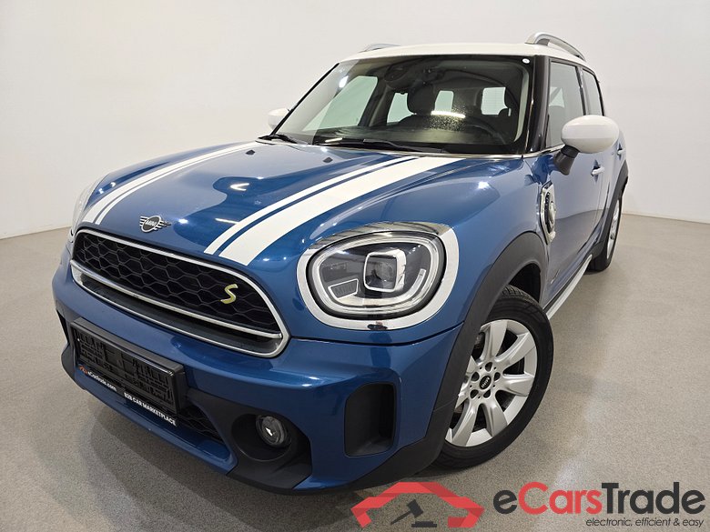 Mini Cooper SE Countryman Facelift 1.5 Plug-In Hybrid 220Hp ALL4 Aut. LED-Xenon Navi KeylessGo Klima PDC ...