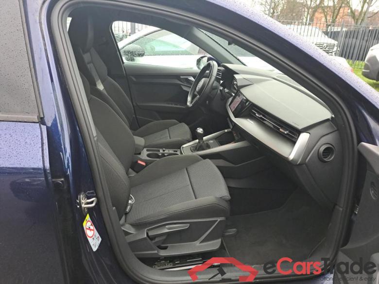 AUDI - AUD A3 BERLINE 30 TFSi 110PK Pack Business & Removable Towing Hook * PETROL * #3