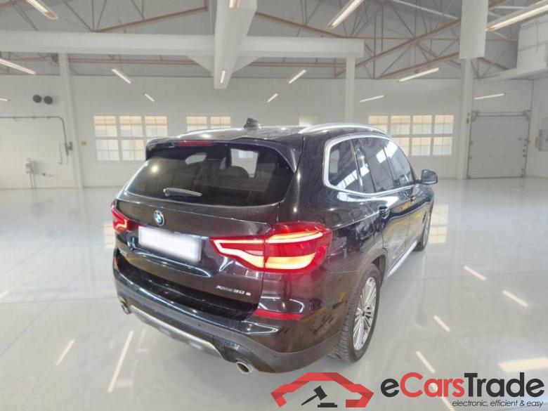 BMW X3 / 2017 / 5P / SUV XDRIVE 30E LUXURY #2