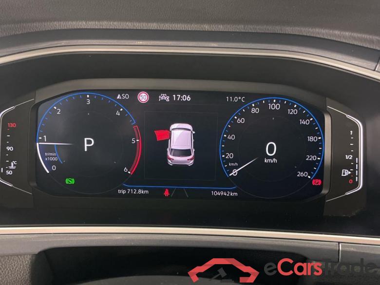 VOLKSWAGEN T-Roc / 2021 / 5P / SUV 2.0 TDI 150 STYLE DSG7 #6