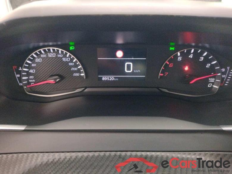 PEUGEOT 208 1.2 PT Active #4