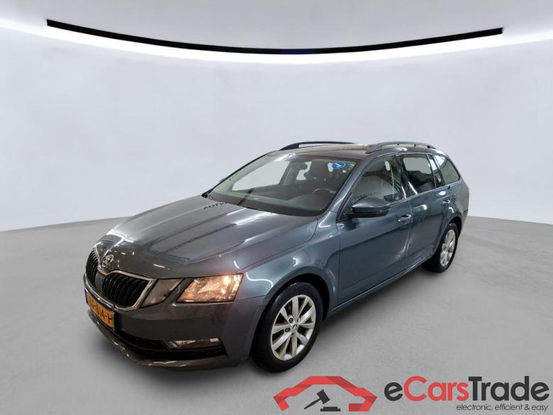 SKODA Octavia Combi 85 kW #1