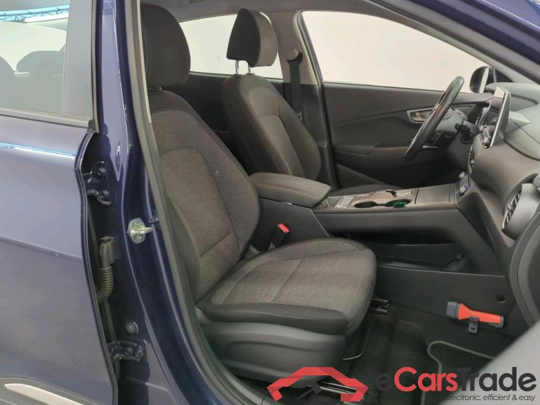 Hyundai KONA Comfort Electric 64 kWh 5d #3