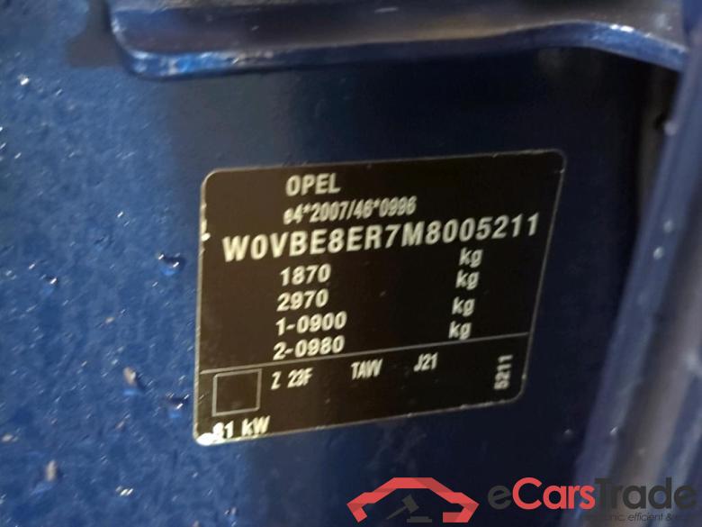 Opel Astra Sports Tourer 1.2 turbo 81kW Elegance 5d #6