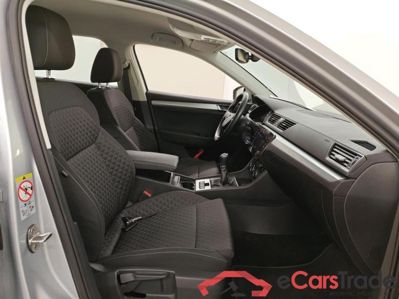 ŠKODA SUPERB COMBI 1.5 TSI ACT Business Edition 5d #3