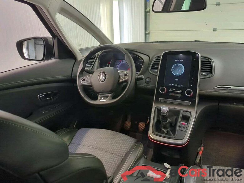 RENAULT Grand Scénic 1.3 TCe Techno 7p #3