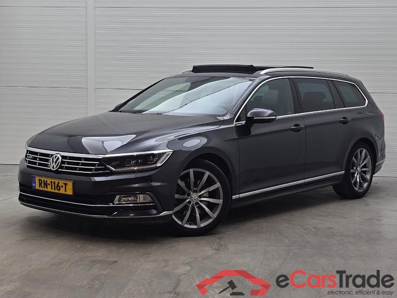 VOLKSWAGEN PASSAT VARIANT 1.6 TDI Highline Business R #1