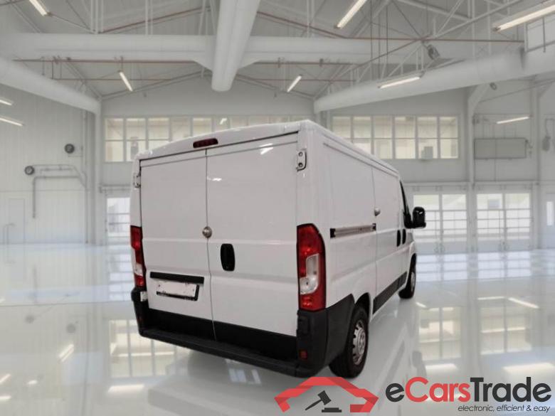 PEUGEOT BOXER / 2014 / 4P / FURGONE 330 L1H1 2.0 BLUEHDI 110CV #2