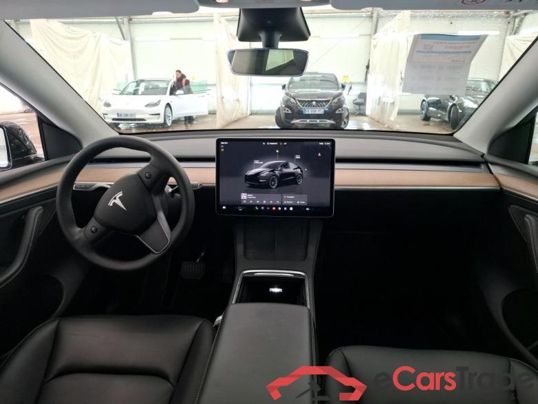 TESLA Model Y  2020  5P  SUV Grand Autonomie Dual Motor AWD #6