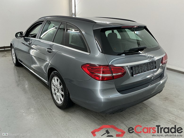 Mercedes C 180d LED-Xenon Navi-Pro Sport Seats KeylessGo Klima PDC ... #4