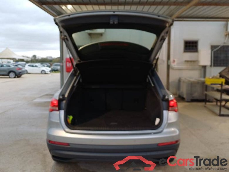 AUDI Q3 / 2018 / 5P / SUV 35 TDI S TRONIC BUSINESS #5