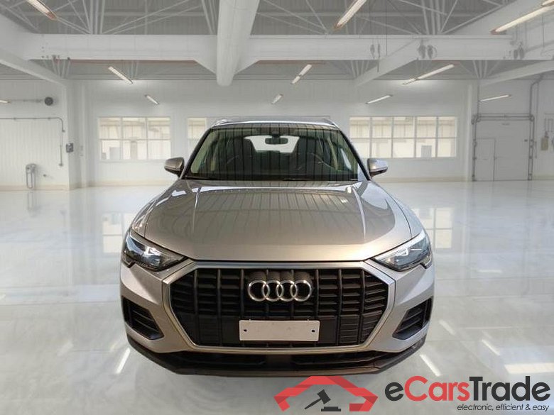 AUDI Q3 / 2018 / 5P / SUV 35 TDI S TRONIC BUSINESS #6