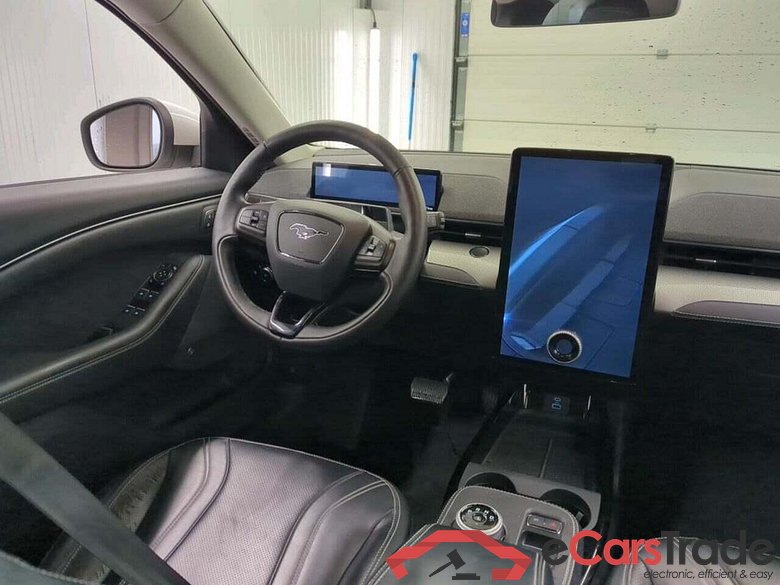 FORD Mustang Mach-E RWD 75 kWh #3