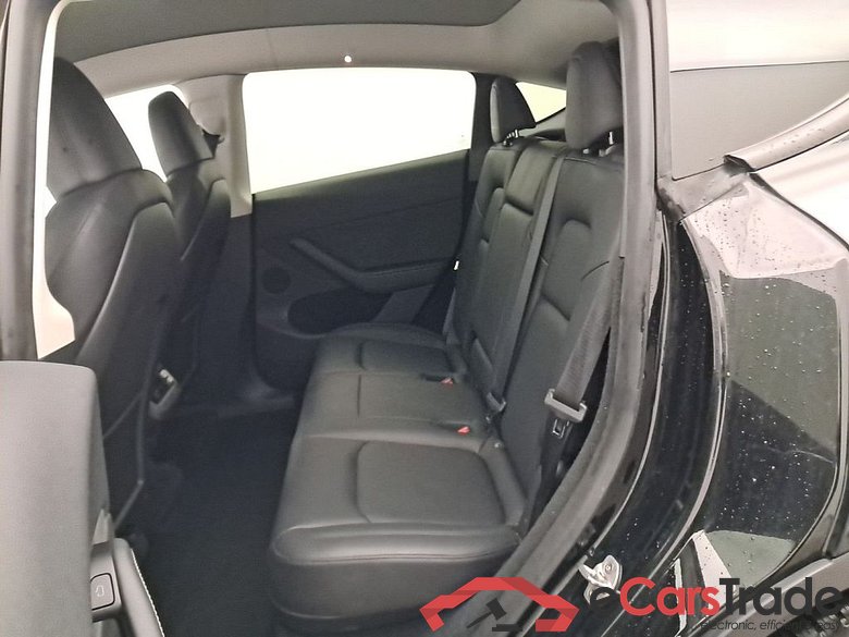 TESLA MODEL Y 72.5 kWh Dual Motor Performance (377 kW) 5d #3