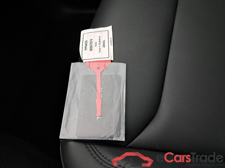 TESLA MODEL Y 72.5 kWh Dual Motor Performance (377 kW) 5d #4