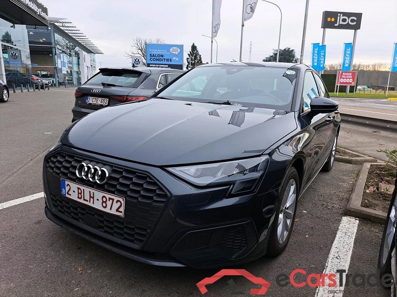 AUDI - AUD A3 BERLINE 30 TFSi 110PK S-Tronic Attraction Business Edition Pack Business Plus & Rear Camera * PETROL *