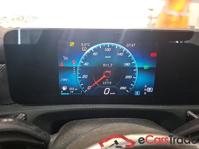 MERCEDES-BENZ CLA Coupe 2019 4P Coupé CLA 180 d Business Line BA8 #6