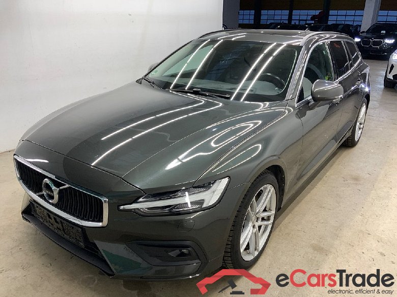 V60 Kombi Momentum Pro AWD 2.0 b5 184KW AT8 E6d