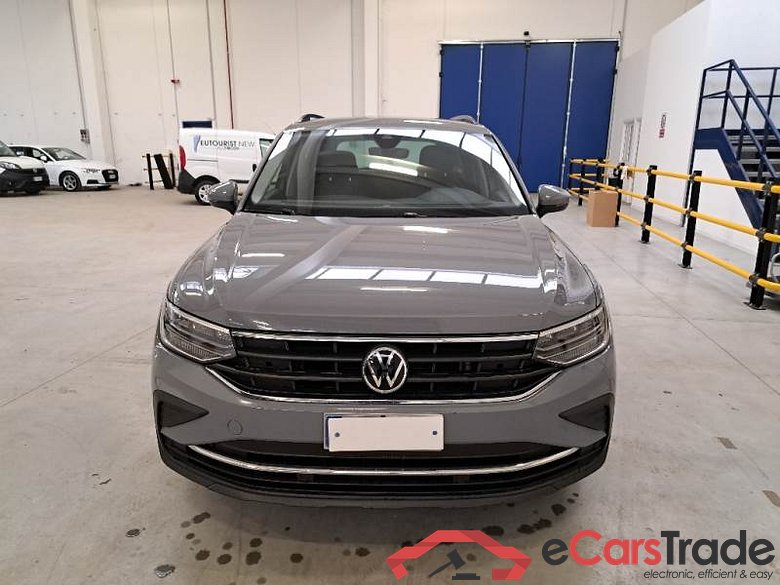 VOLKSWAGEN TIGUAN / 2020 / 5P / SUV 2.0 TDI SCR 110KW LIFE DSG #6