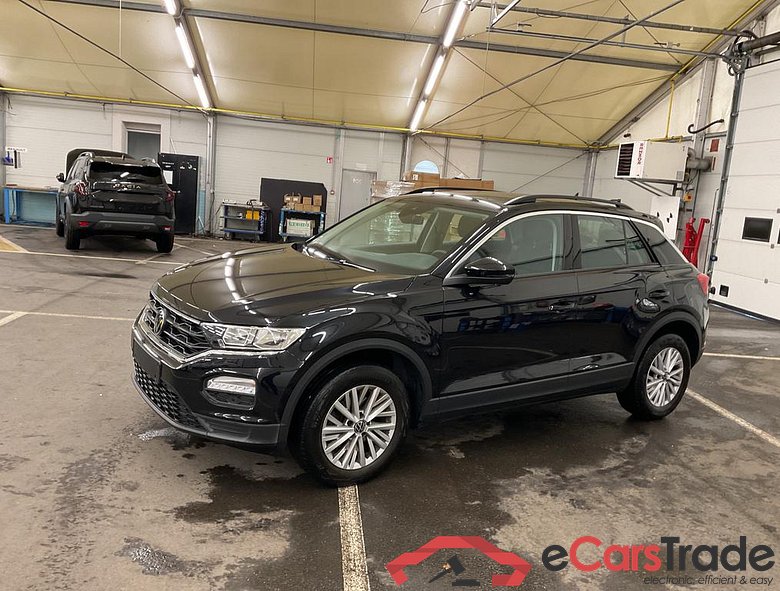 VOLKSWAGEN T-Roc T-Roc 1.0 OPF 81 kW (110 ch) 6 vitesses manuel #1