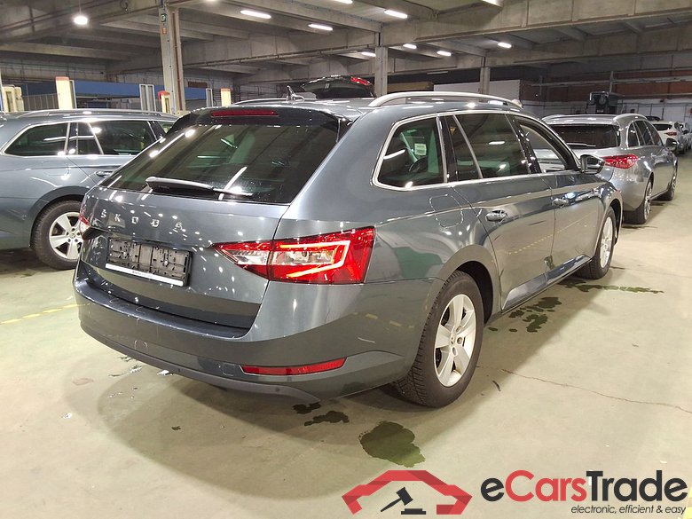 SKODA Superb 1.5 TSI ACT 110KW AMBITION #4
