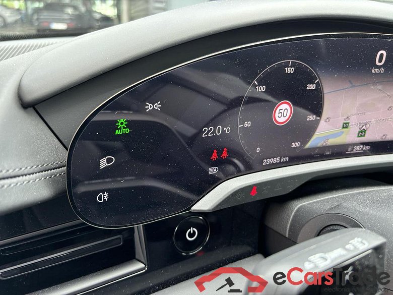 PORSCHE Taycan Taycan (MY22) #4