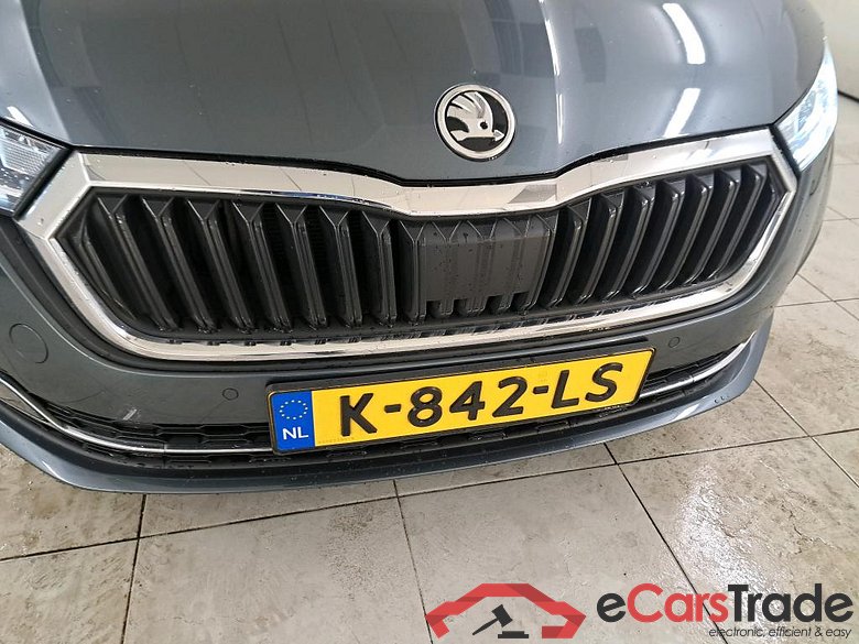 Skoda Octavia 1.0 TSI e-TEC MHEV DSG Business Edit Pl 5d #5